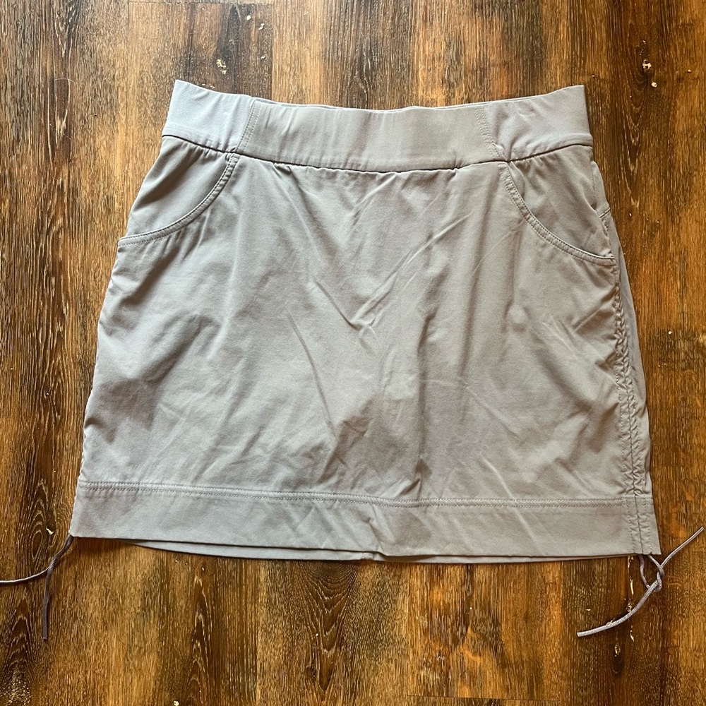 Columbia Hiking Skort, Size Large
